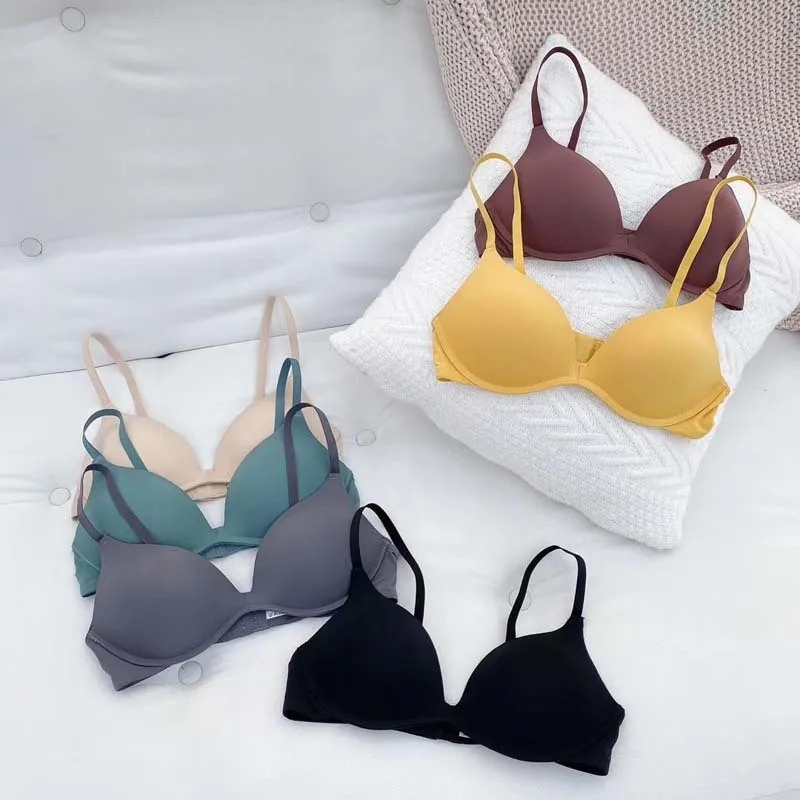 Wholesale Ice Silk Thread Sling Sutia knitted Adjusted straps No steel ring bra Breathable Triangle Cup Wireless bra for Women