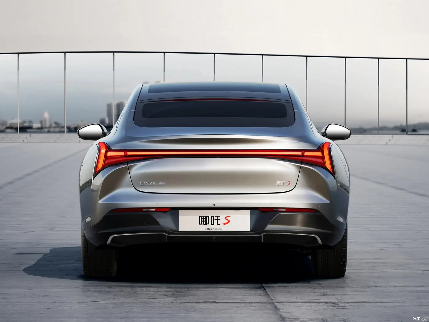 Китайский Новый электрический автомобиль Neta S 2024 расширенный диапазон 1160 выпуска седан большой дальности 5-местный энергетический для продажи в наличии