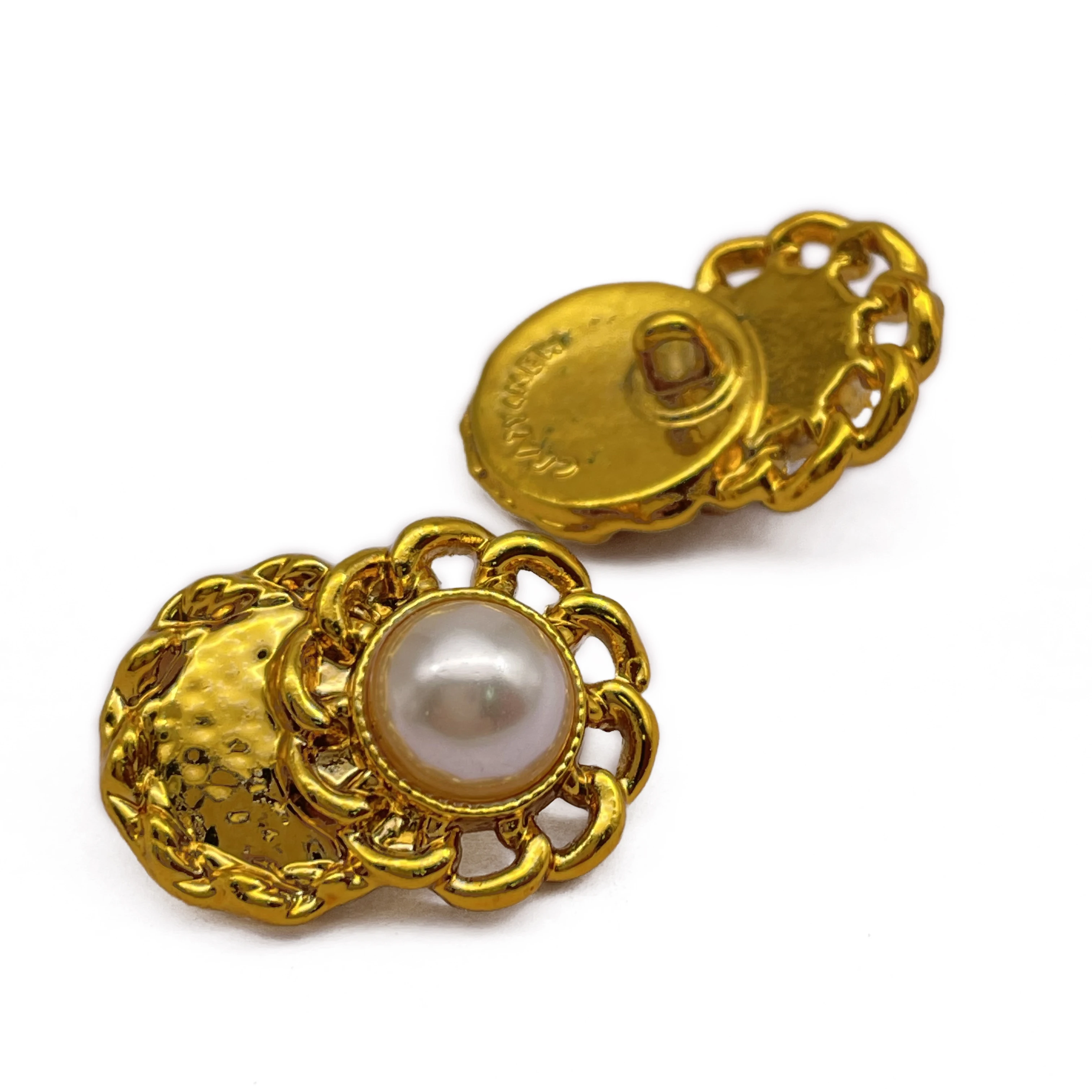 Custom Pearl Flower Pattern Female Clothes Button Sewing Buttons Rivet Decoration Flat Button