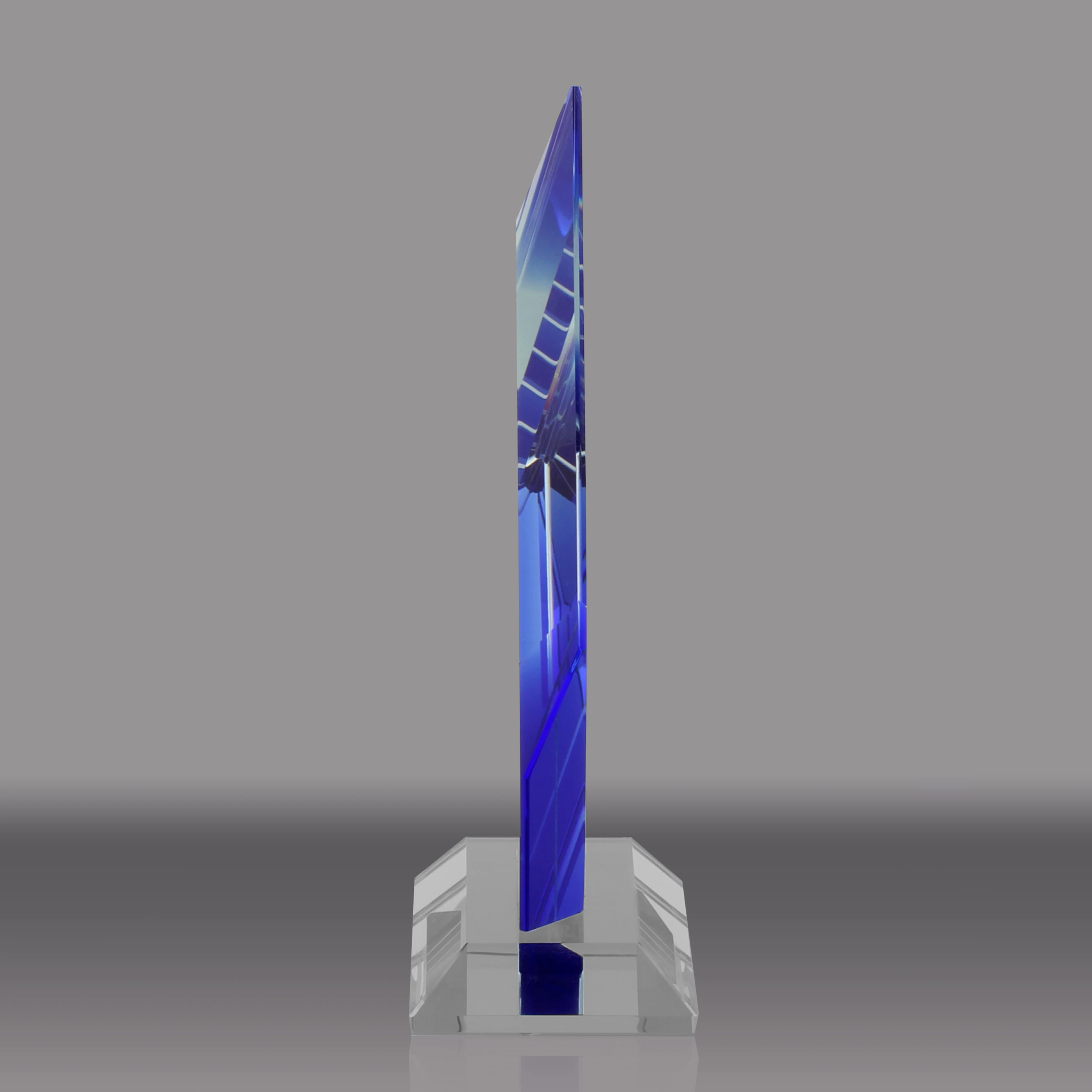 Noble Manufacturer Creative Custom Logo Service Business Gift Achievement Cambridge Crystal Diamond Awards Blue Trophy Plaque