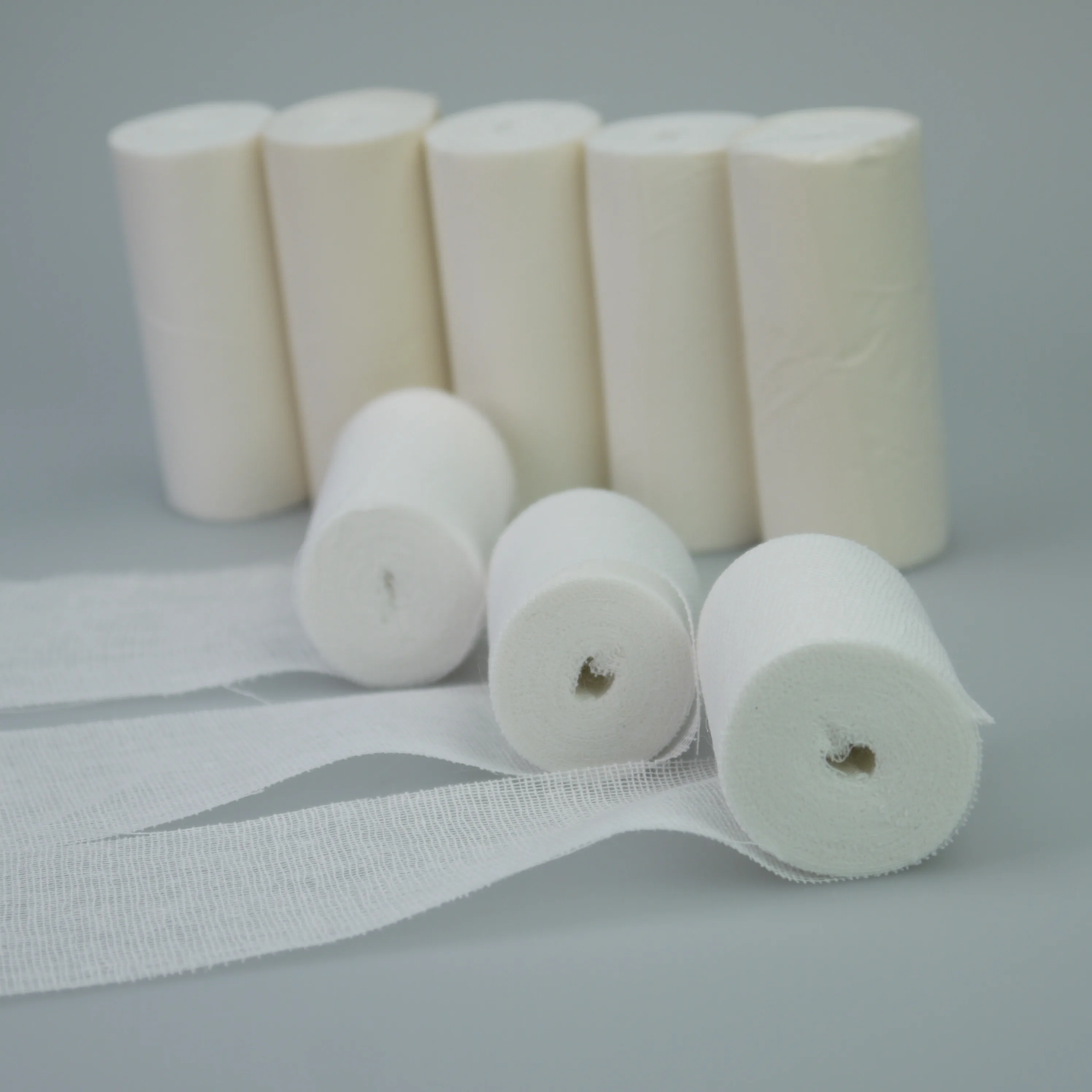 Different Size Hospital Gauze Roll Medical Surgical Consumables Sterile Cotton Gauze Roll Bandage