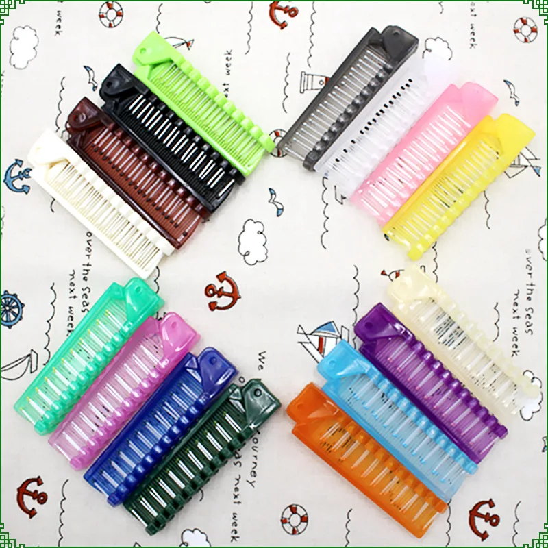 
4-6-1 wholesale small disposable color travel folding plastic hair comb 