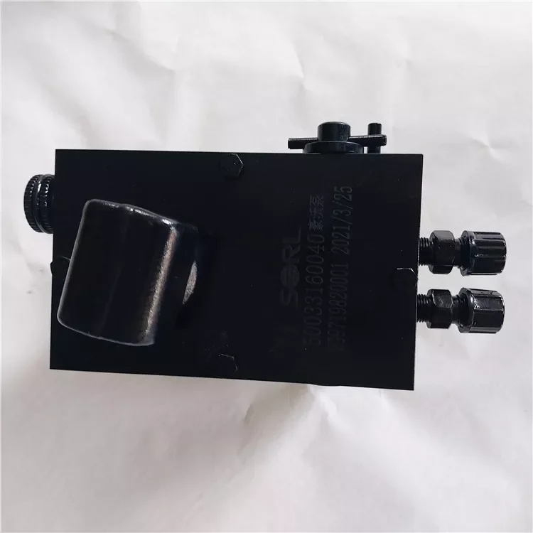 Sinotruk HOWO Truck Parts Cabin Lift Pump WG9719820001