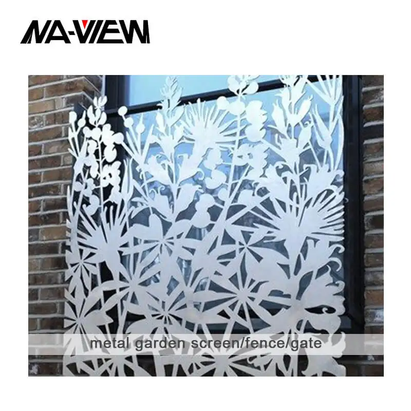 Modern Rustic Metal Border Edging Fence Iron PP Gate for Gate Driveway Dining Room Party Orienta Design Style for Security