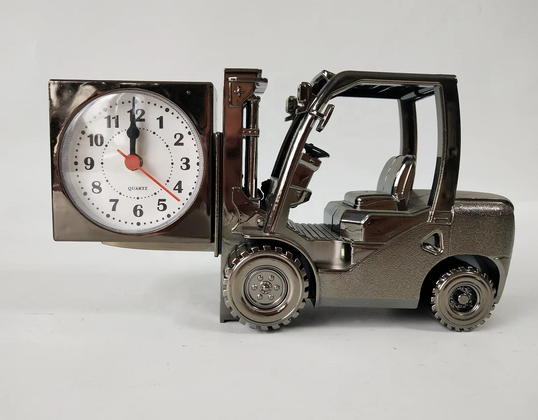 New Design Battery Operated Creative Gift Table Desktop Clock Electroplating forklift alarm clock