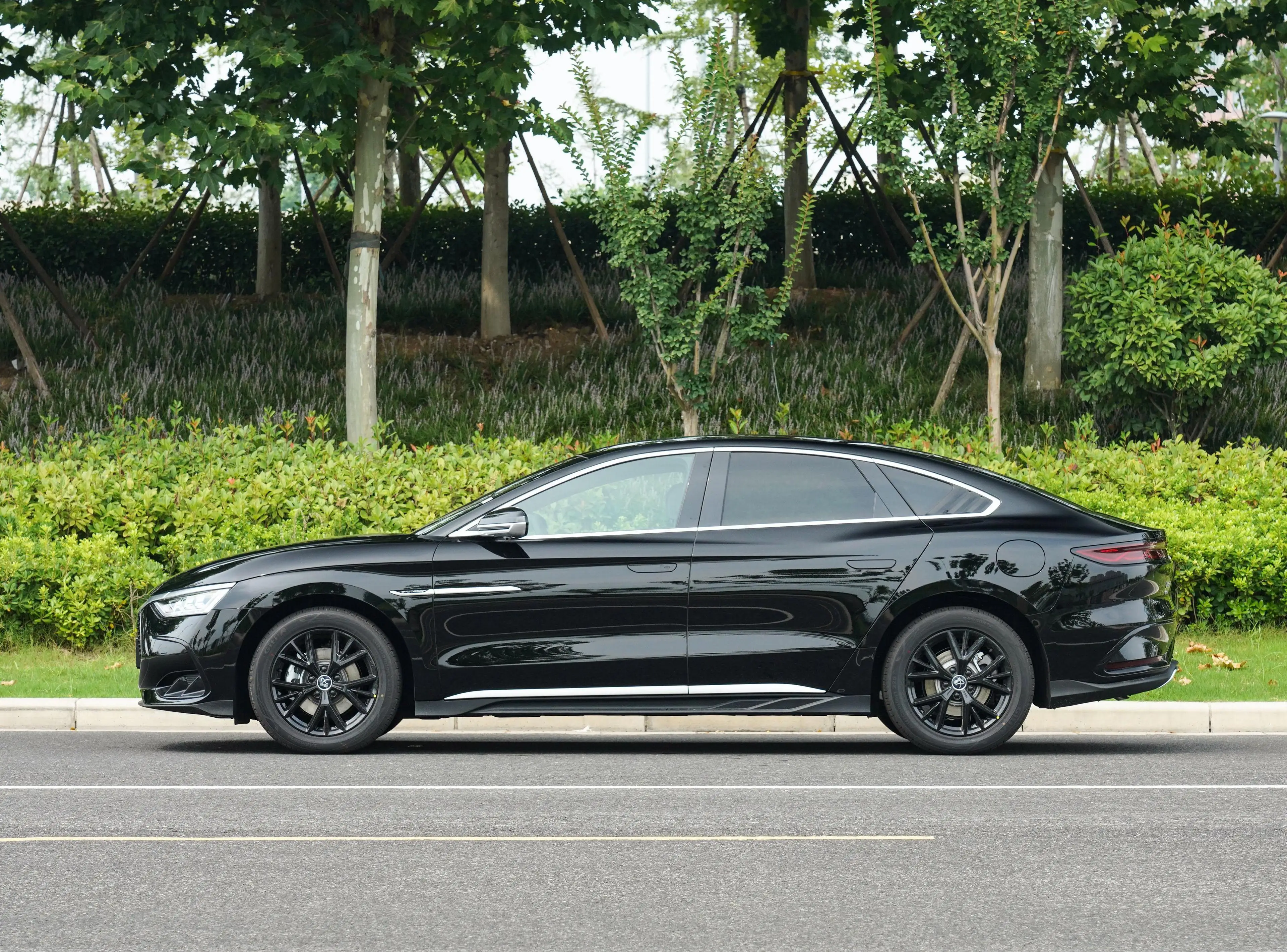 New Energy Vehicle 4Wd Byd Han Dmi Dm-I Plus Honor Edition Import Long endurance Black Knight Ev Electric Car 2023 Fast delivery