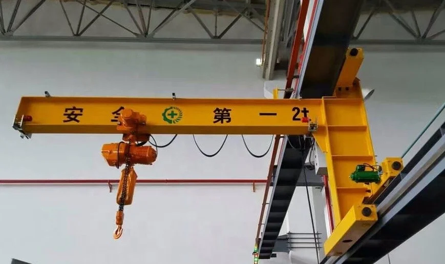 Good quality high technical 3t electric rotation wall traveling slewing crane