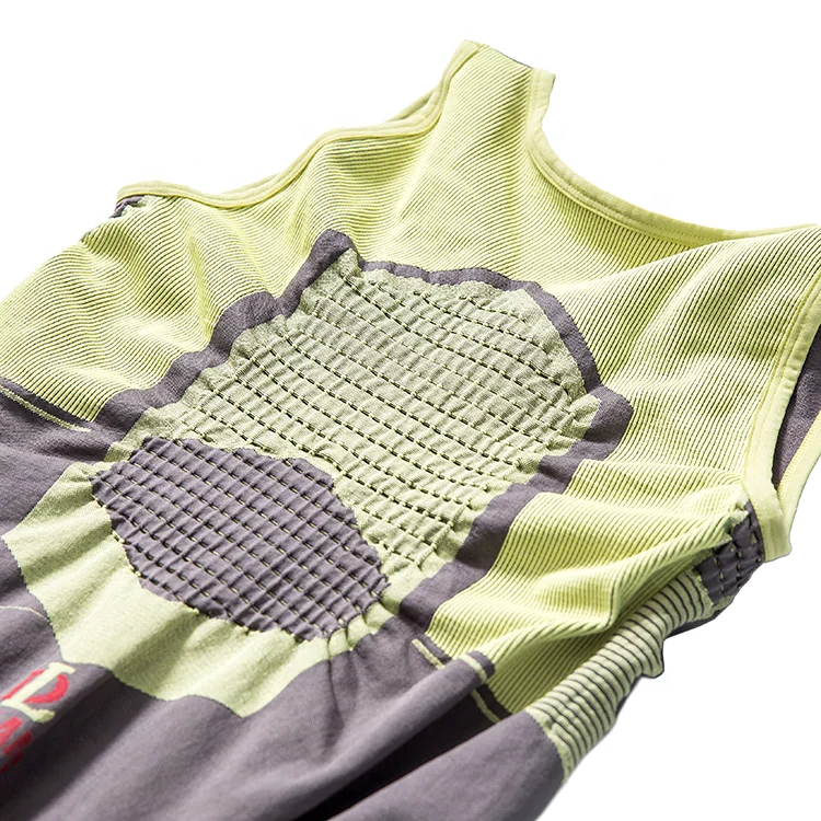 Private Label Compression Shirt Black T-shirt Gym Compression Clothing Quick Dry Breathable Fitness Top for Casual Wear