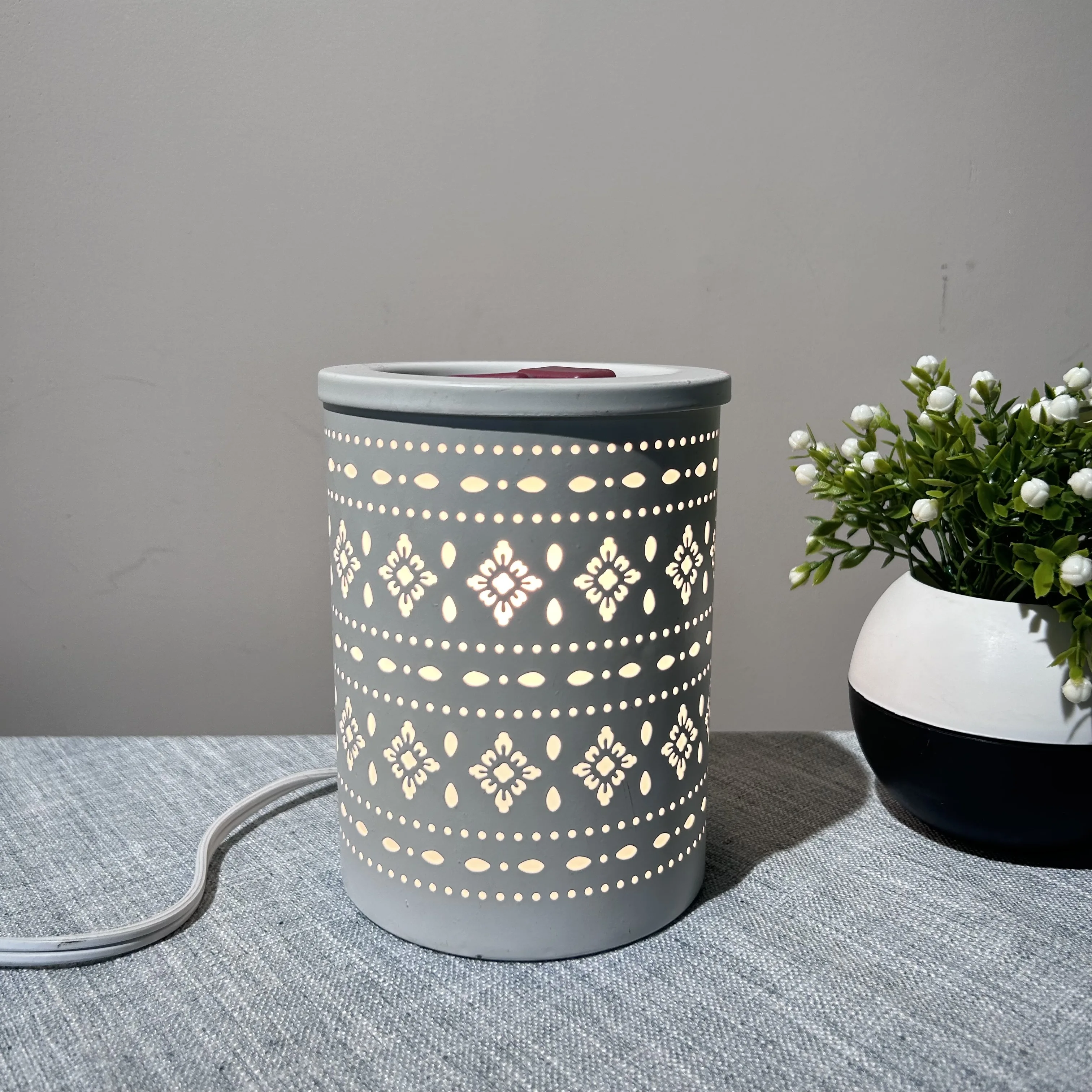 Luxury Glass Candle Jars Wax Heater Wedding Centerpieces Wax Melts Cube Customize Pattern Great Candle Warmers