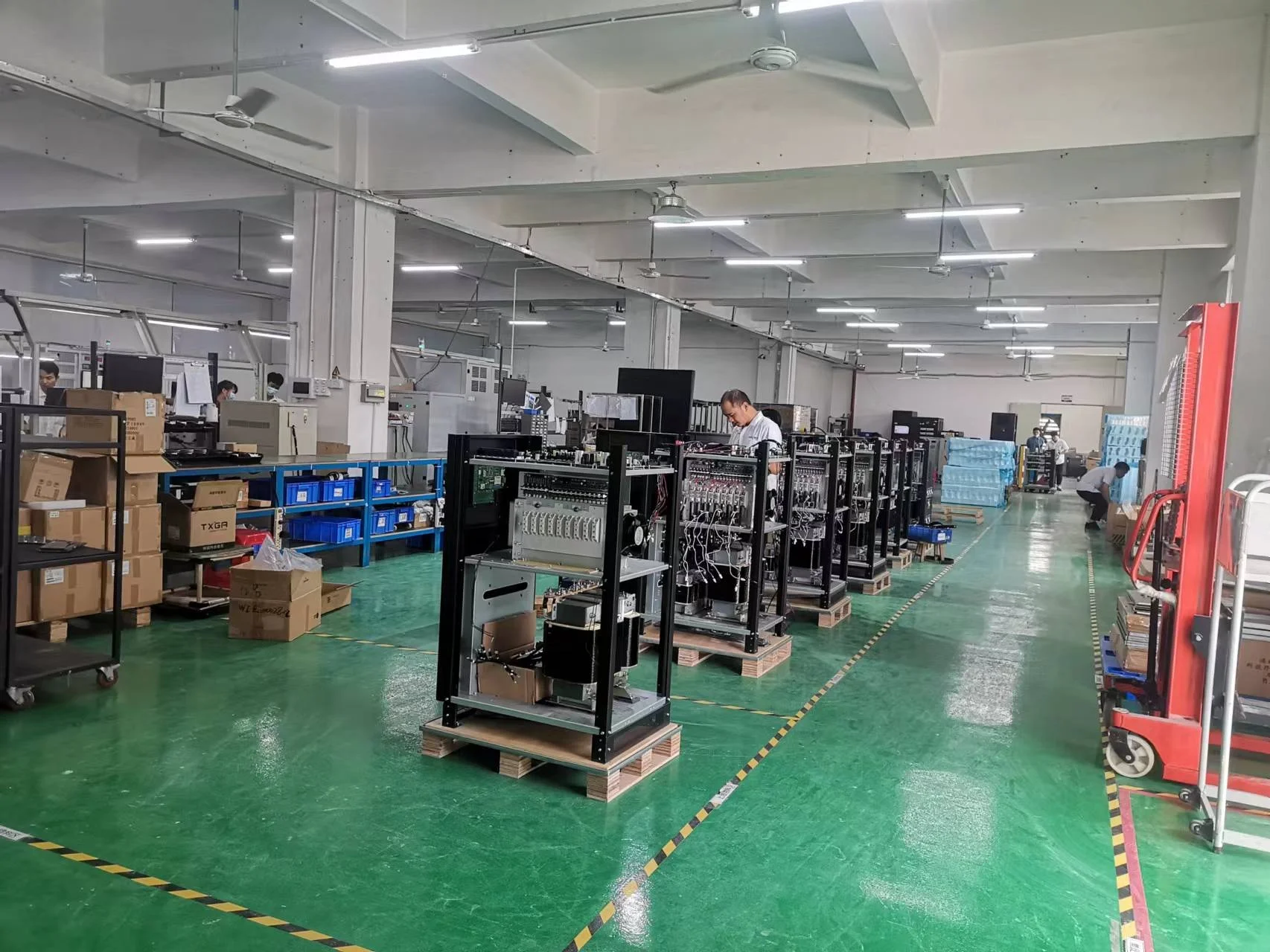 1kVA 3kVA 5kVA UPS Battery Backup High Frequency Online UPS Electric Power UPS