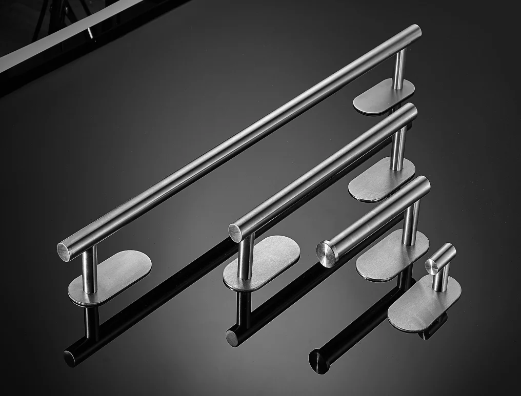 Samiyah Single Pole Bathroom Accessories Towel Bar Black Chrome And Stainless Steel Bath Towel Rack