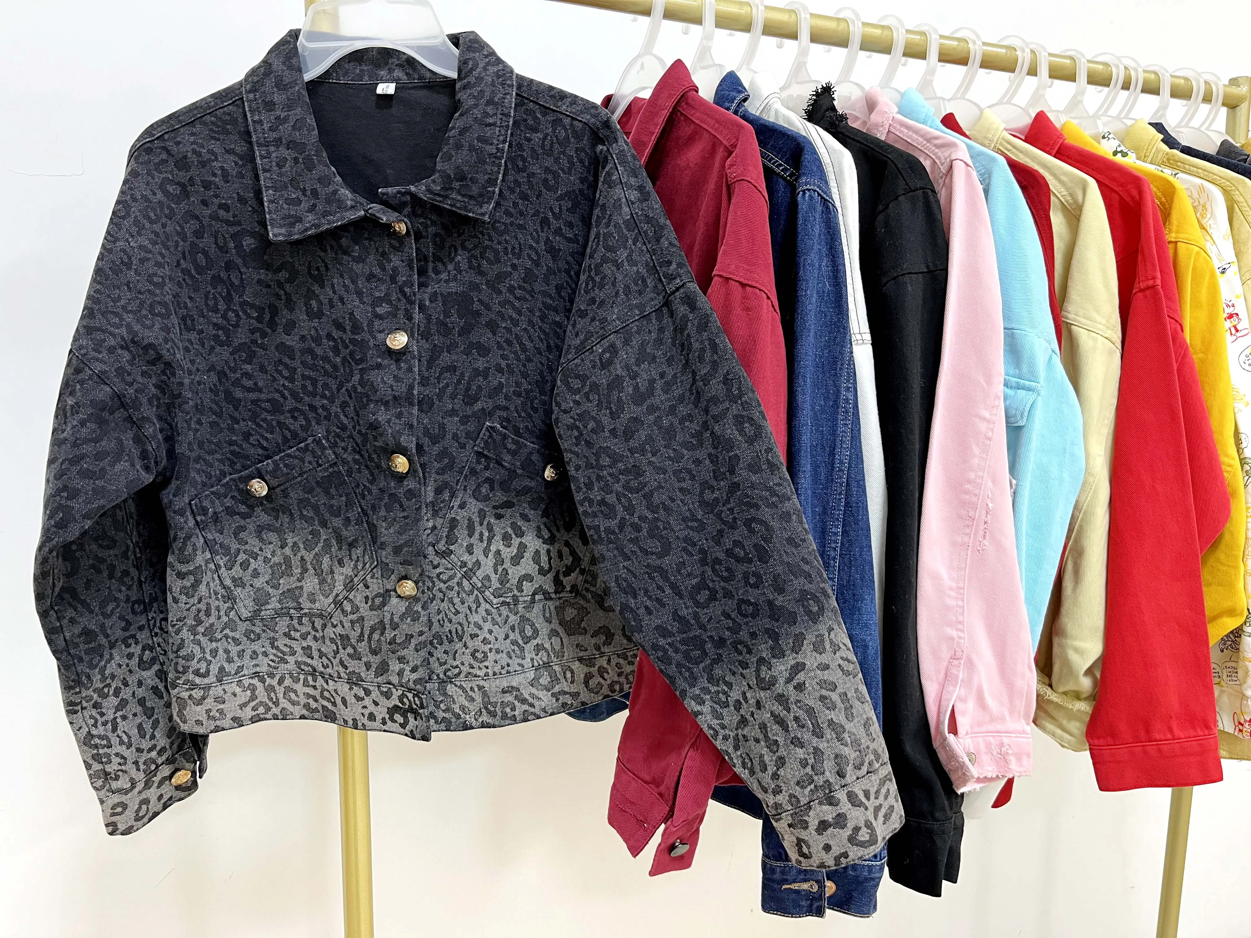 cheaper factory price used clothes mixed bales for men color gradient embossed denim jacket autumn thin coat