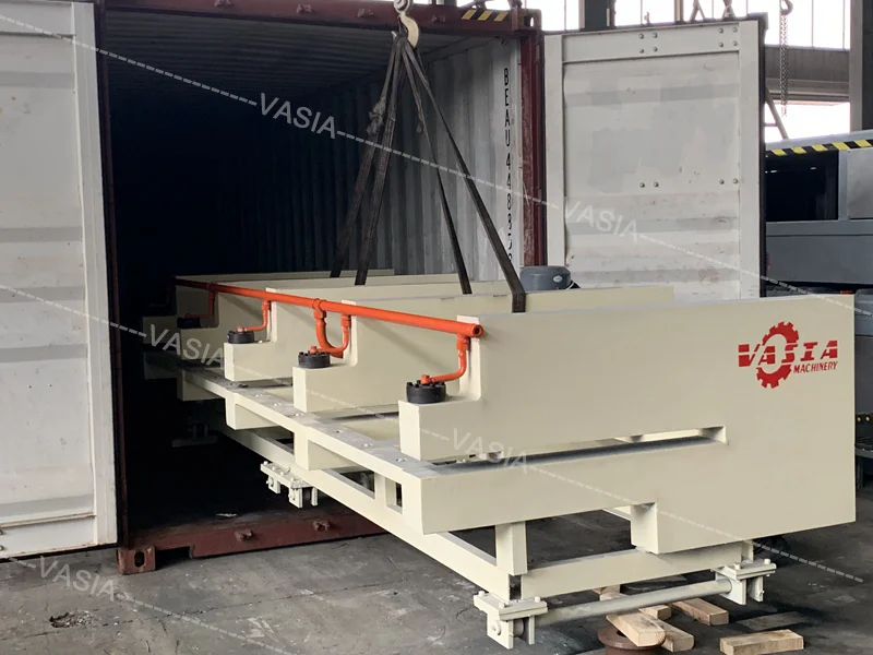 Two linked tandem press brake of light poles production line