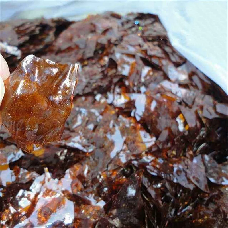 Natural shellac tablets can be used in food and cosmetics