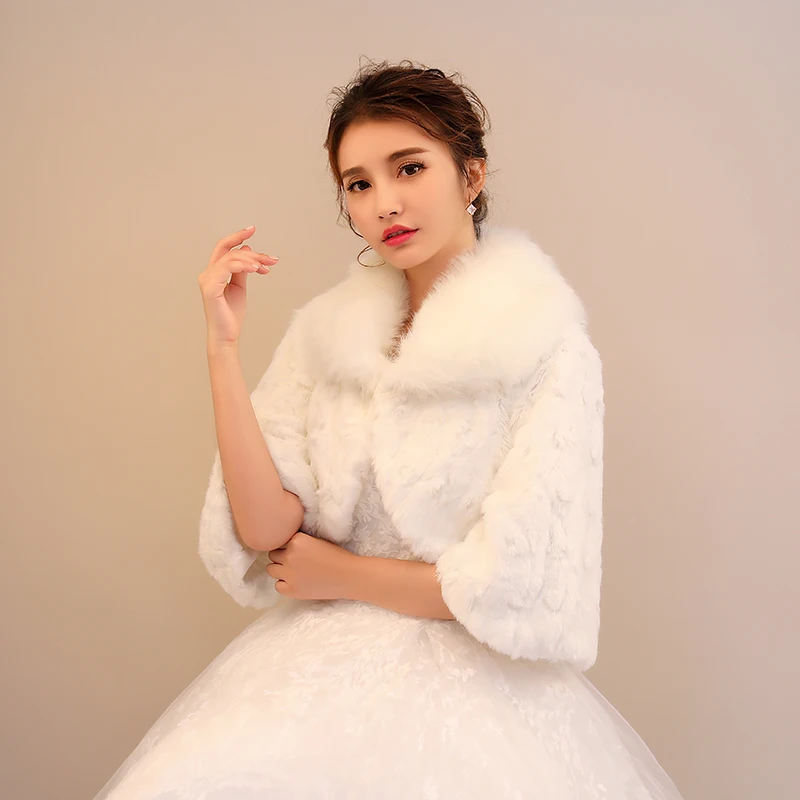 
Ivory short cotton shawl faux fur plush collar wide-sleeved small shawl wedding dress accessories 