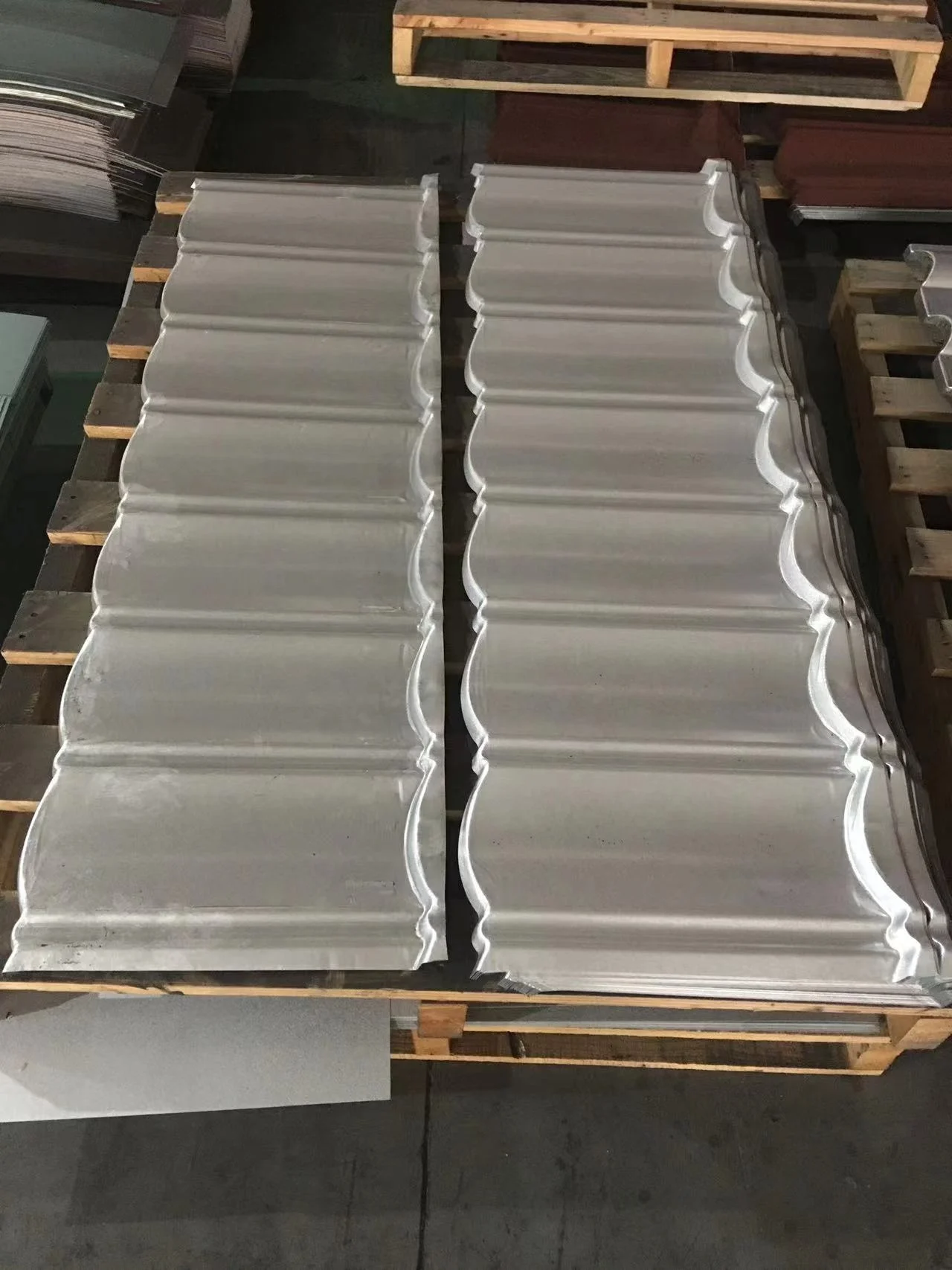 Retail sandy type metal tile clay roof tile roof tile zhubang  1340*420mm 2.8kg