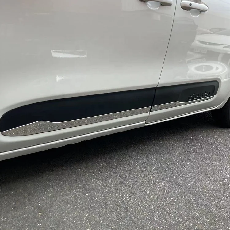 Chromed Car Exterior Side Door Body Panel Strip Door Trim Molding  For Toyota Sienta 2022 2023