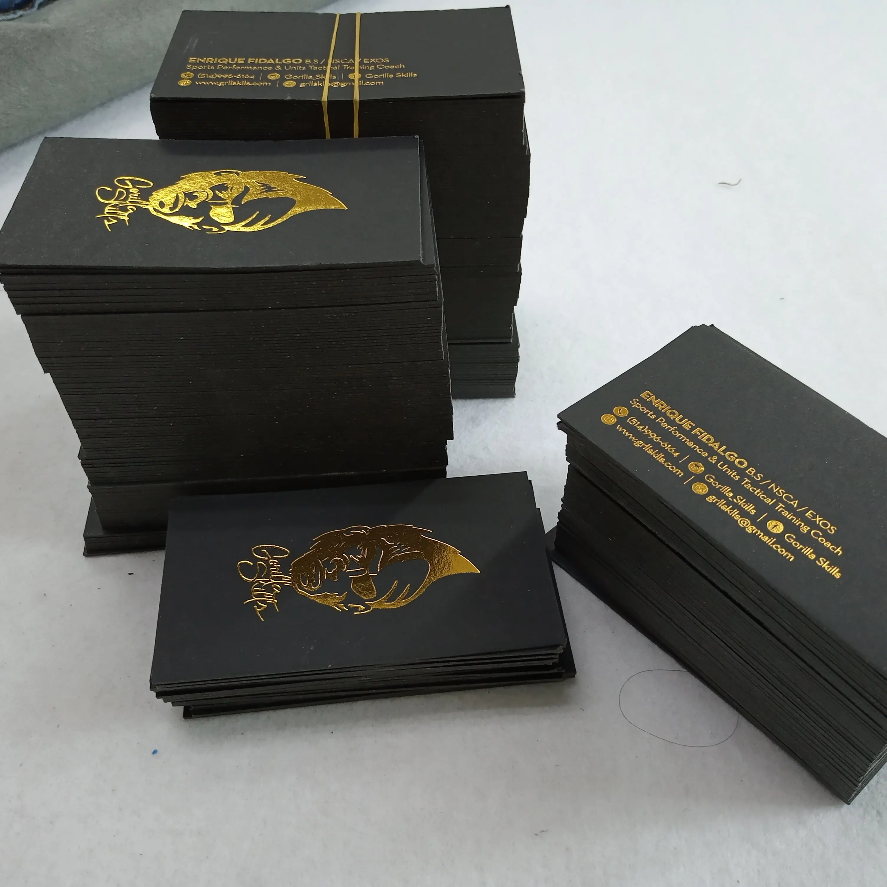 High quality custom printed luxury gold foil embossed hot stamping business card