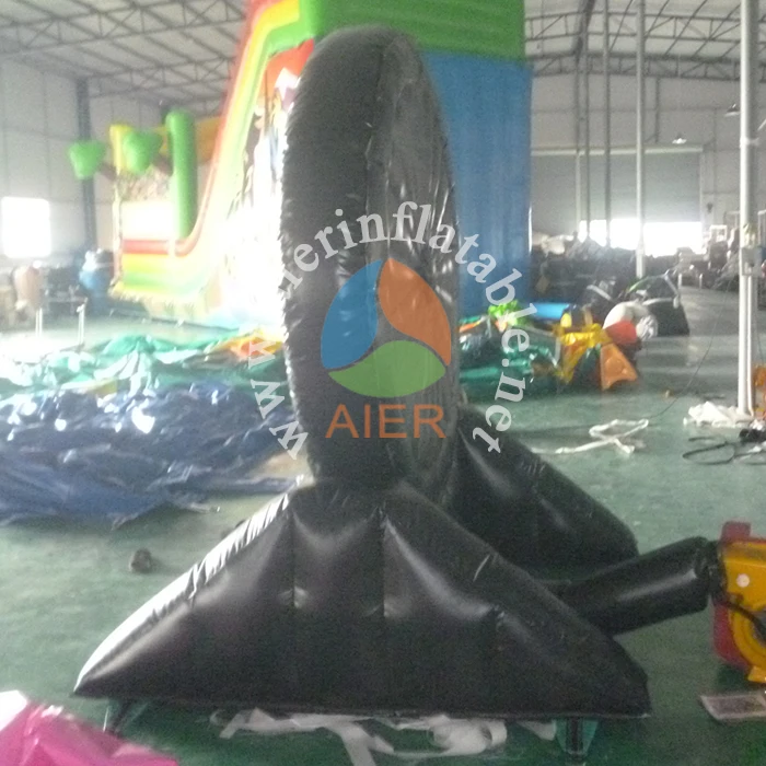 New inflatable sports game inflatable small black dart board shooting game carnival custom game for adults and children