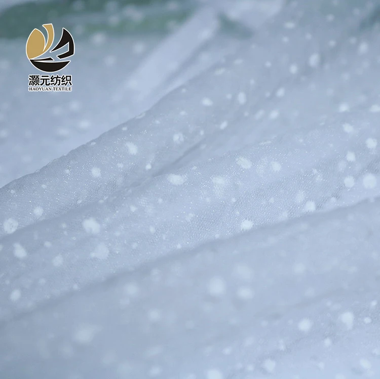 Низкая цена современный дизайн нейлон 50GSM Белый Тюль флокированная ткань для