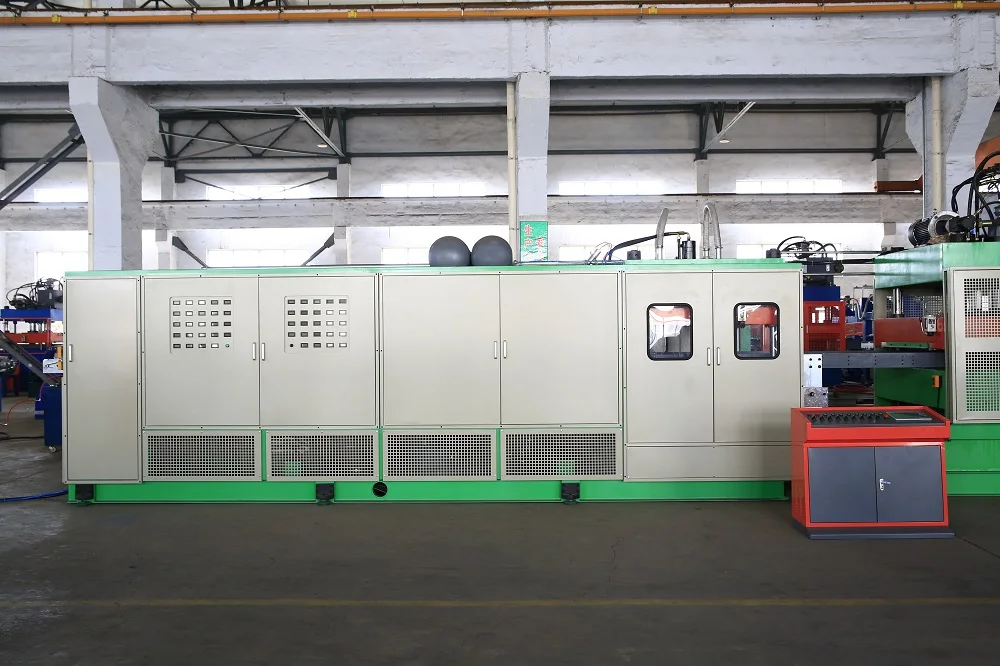 Машина для производства пищевых контейнеров из полистирола