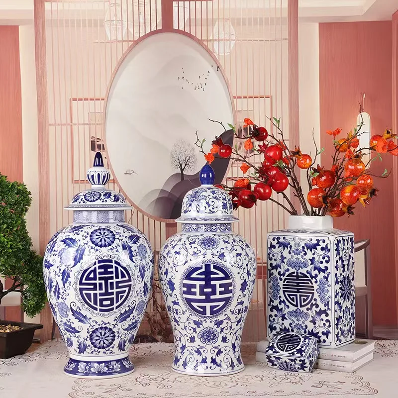 Classic winter home decorations blue and white ceramic lid pots porcelain ginger jar christmas ornaments