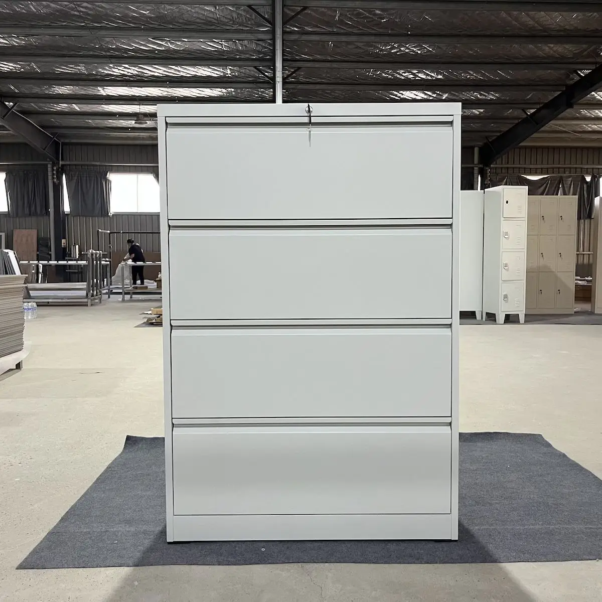 Tool storage cabin metal heavy duty drawer tool box roller cabinet with 4 drawer