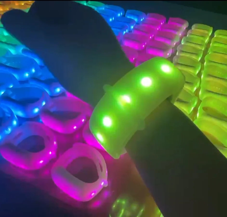 SUNJET 11 LEDs Bracelet for Glowing Concert Party Decoration Remote Controlled LED Bracelet Pulsera LED remota