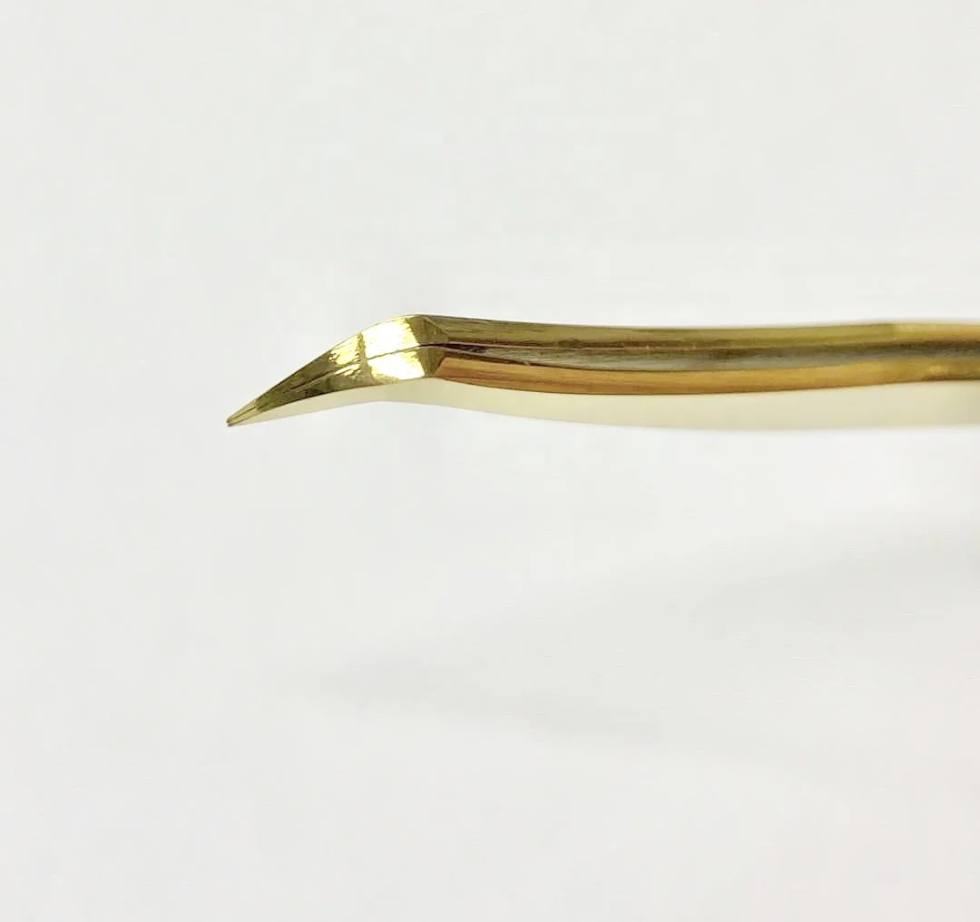 Hot Selling 6D-10D Volume Lash Tweezers Best Grip Stainless Steel Beauty Tool Pointed Tip Type for Eyelash Extensions