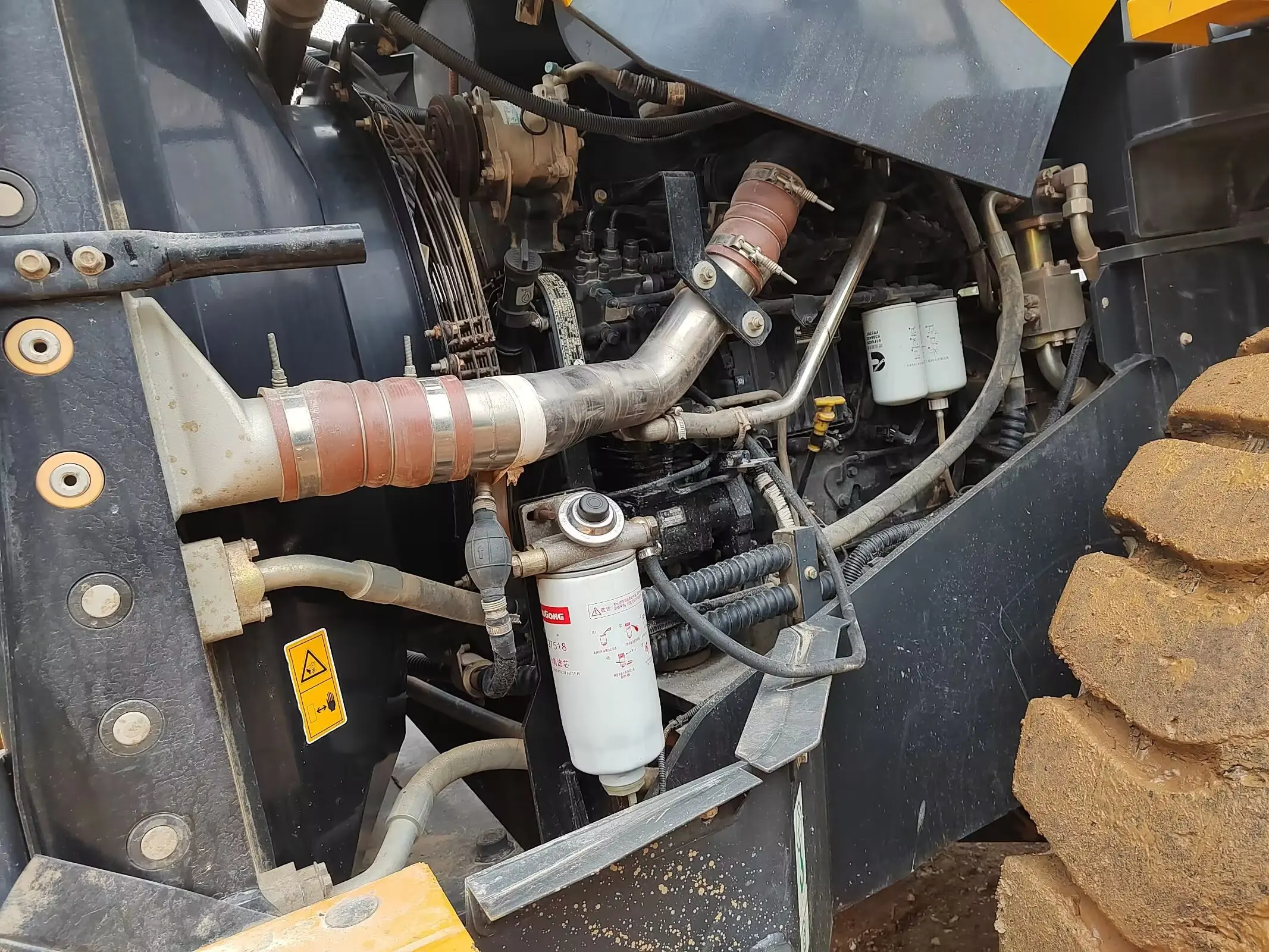 Годовой 2019 Подержанный 5 тонн погрузчик использованный Liugong CLG856H payloader с 4000hrs CLG862H LG956F