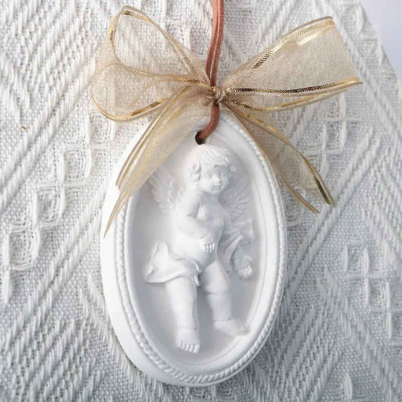 Ins Little Angel Shaped Hanging Scented Ceramic Aromatherapy Plaster Air Freshener Porcelain Fragrance Essential Oil Diffuser