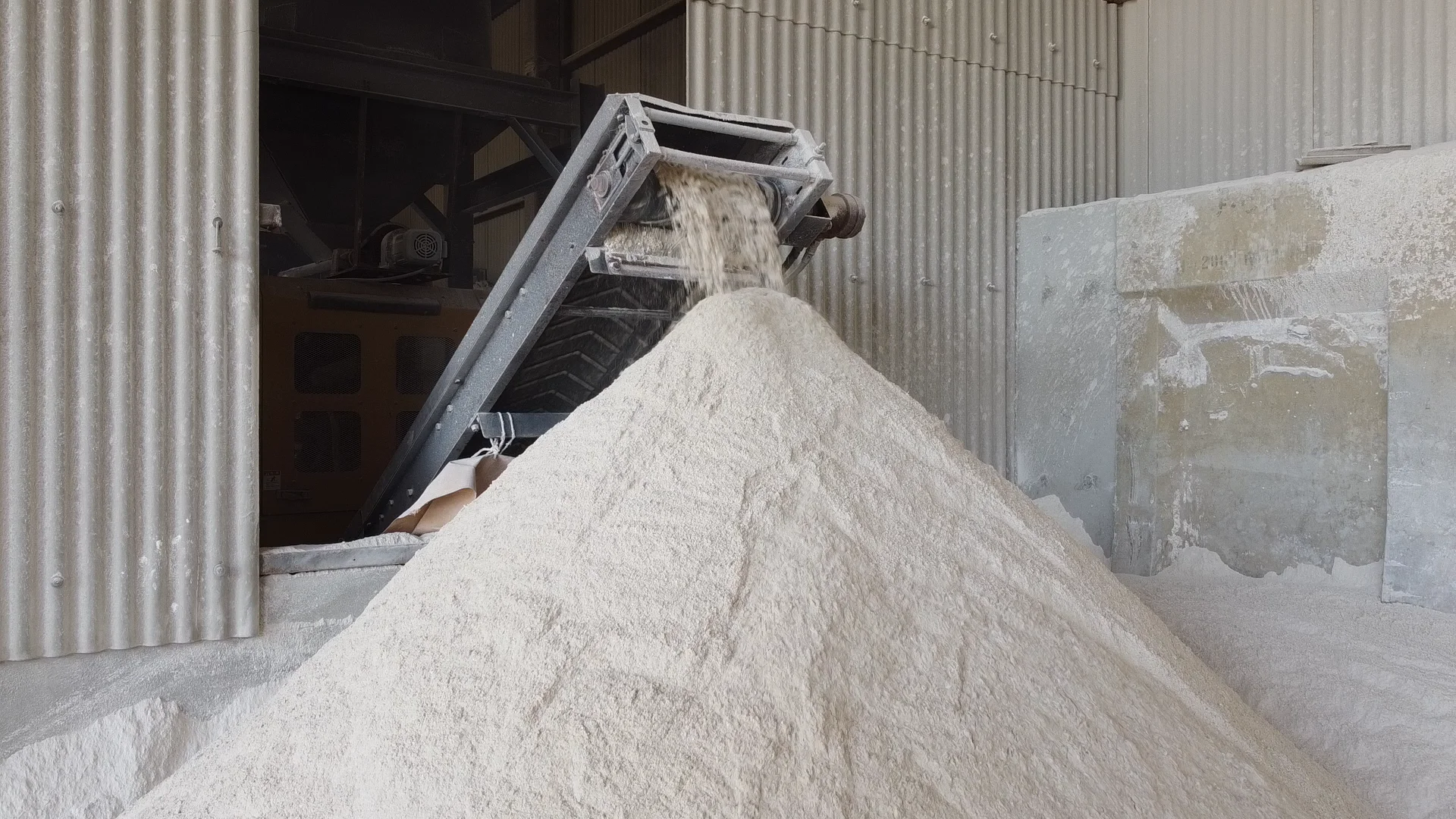 Japanese Soluble Organic Calcium Silicate Slow Release Fertilizer