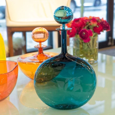 Custom Made Hand-blown Lead-free Blue Glass Wine Bubble Shape Decanter With Glass Stopper