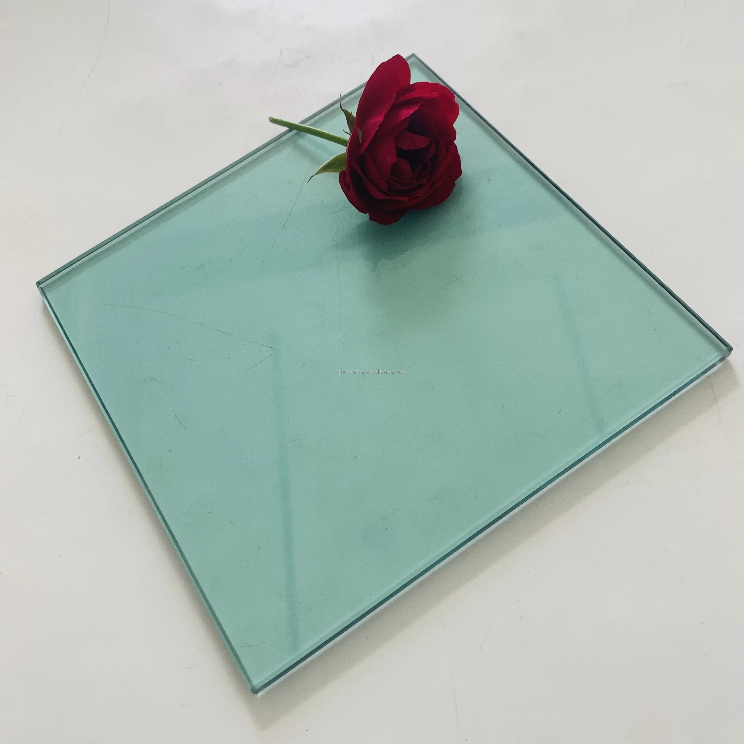 High Quality 4mm 5mm 6mm Tinited Dark Blue ford Blue Eruo Bronze dark bronze dark grey Euro grey emerald green Reflective Glass