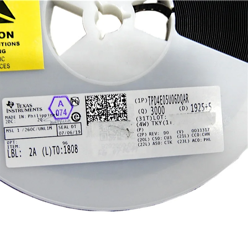  Оригинальный IC компоненты TPD4E05U06DQAR TPD4E05U06 14 в зажим 2.5A ТЕЛЕВИЗОРЫ диод поверхностного монтажа
