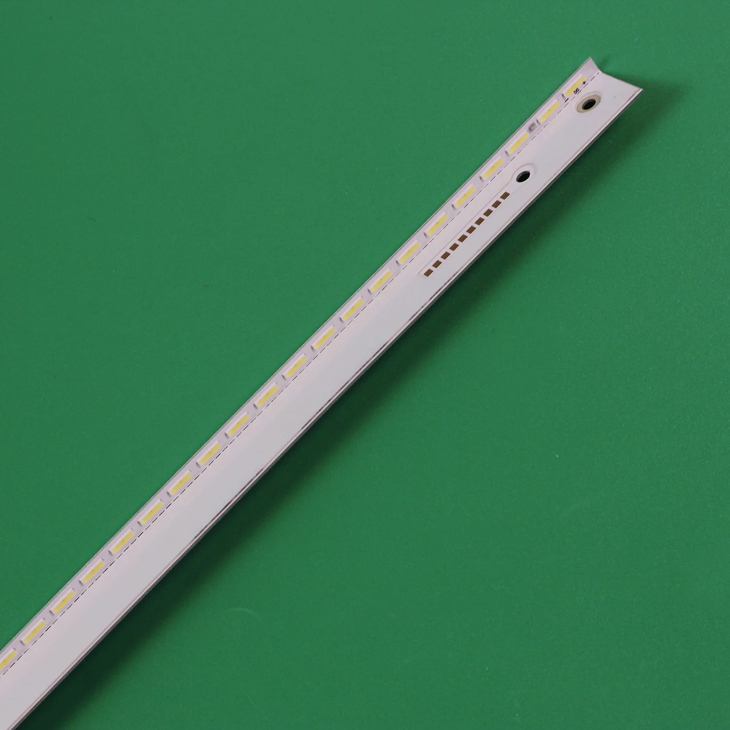 J-177 New LCD TV Backlight Strip V6EY_430SM0_LED56_R3 V6EY_430SM0_LED56_R4 For Samsung UE43M5525AK/5550AU/5570AU/5572AU/5575AU