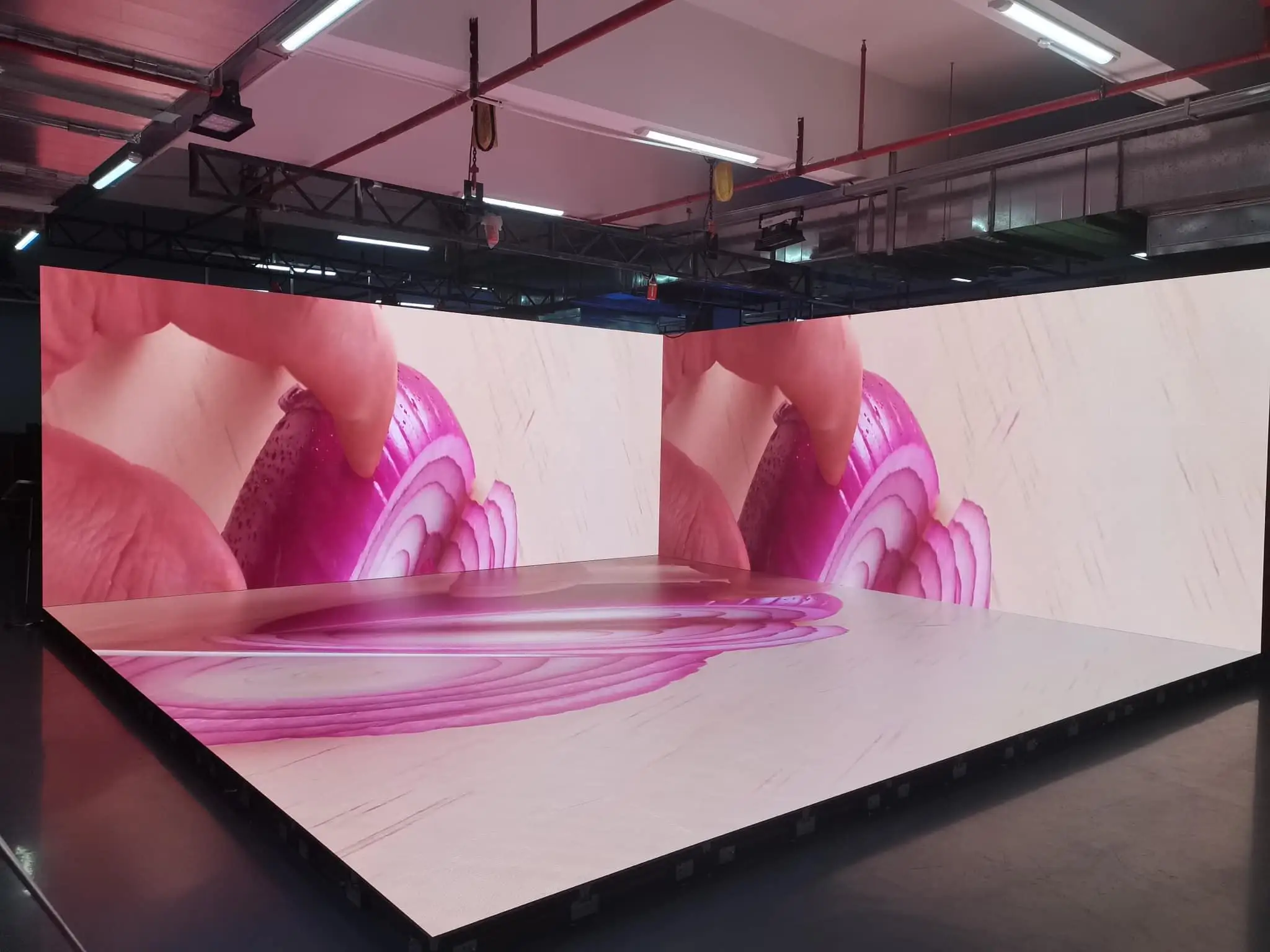 Mirror Party Stage Light Up Dancing Floor Tiles Outdoor Wedding 3d Magnetic Dance Floor Led Screen