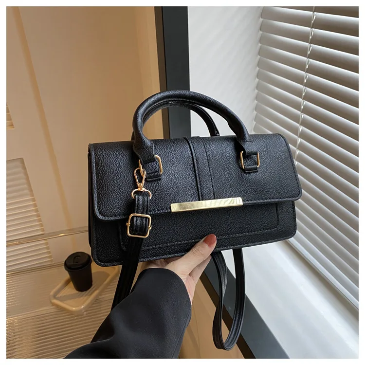 2024 New Design Pu Leather Ladies Designer Bags Famous Brand Women Handbags Braided Hand Luxury Handbags For Women Famous Brands