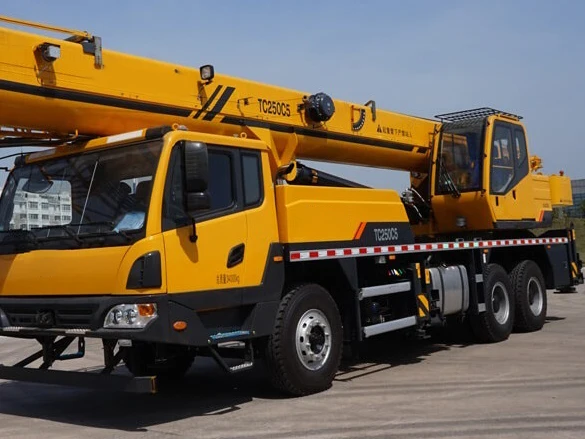 Fast Shipping 25 Ton Crane TC250A5 Remote Control Truck Cranes With Rear View Camera