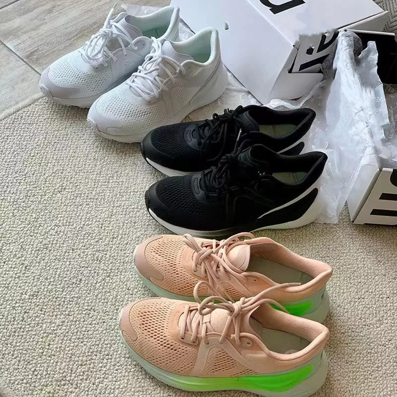 Luluwomen Sports Shoes Low Top Running Shoes Fabric Breathable Foam Soft Sole Yoga Fitness Leisure Running Shoes