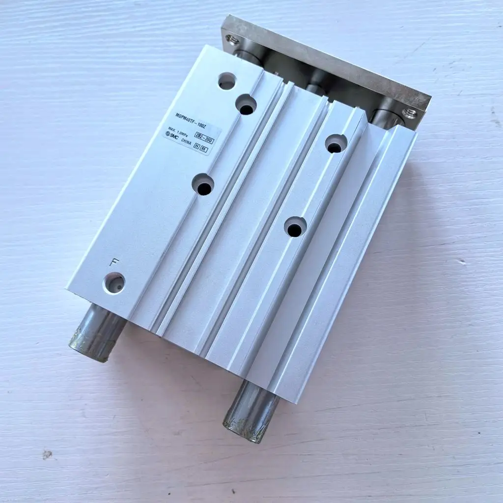 100 New Original SMC  MGP-Z Series Pneumatic MGPM40TF-100Z  Compact Guide Cylinder Slide Bearing Three Piston Rod Double Acting