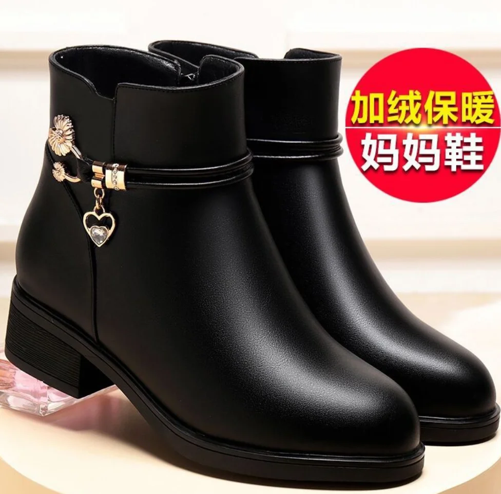 Latest Autumn Nice Design Fashion Winter Shoes Leather Woman Boots