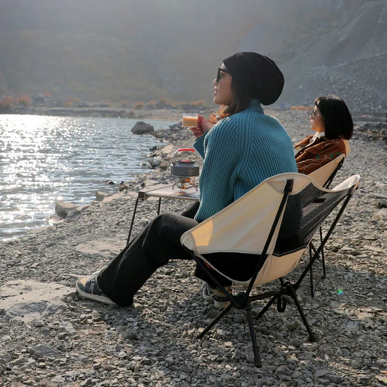 Customized Lightweight Aluminum Oxford Quick Open Fishing Moon Chair Camping Folding Chair