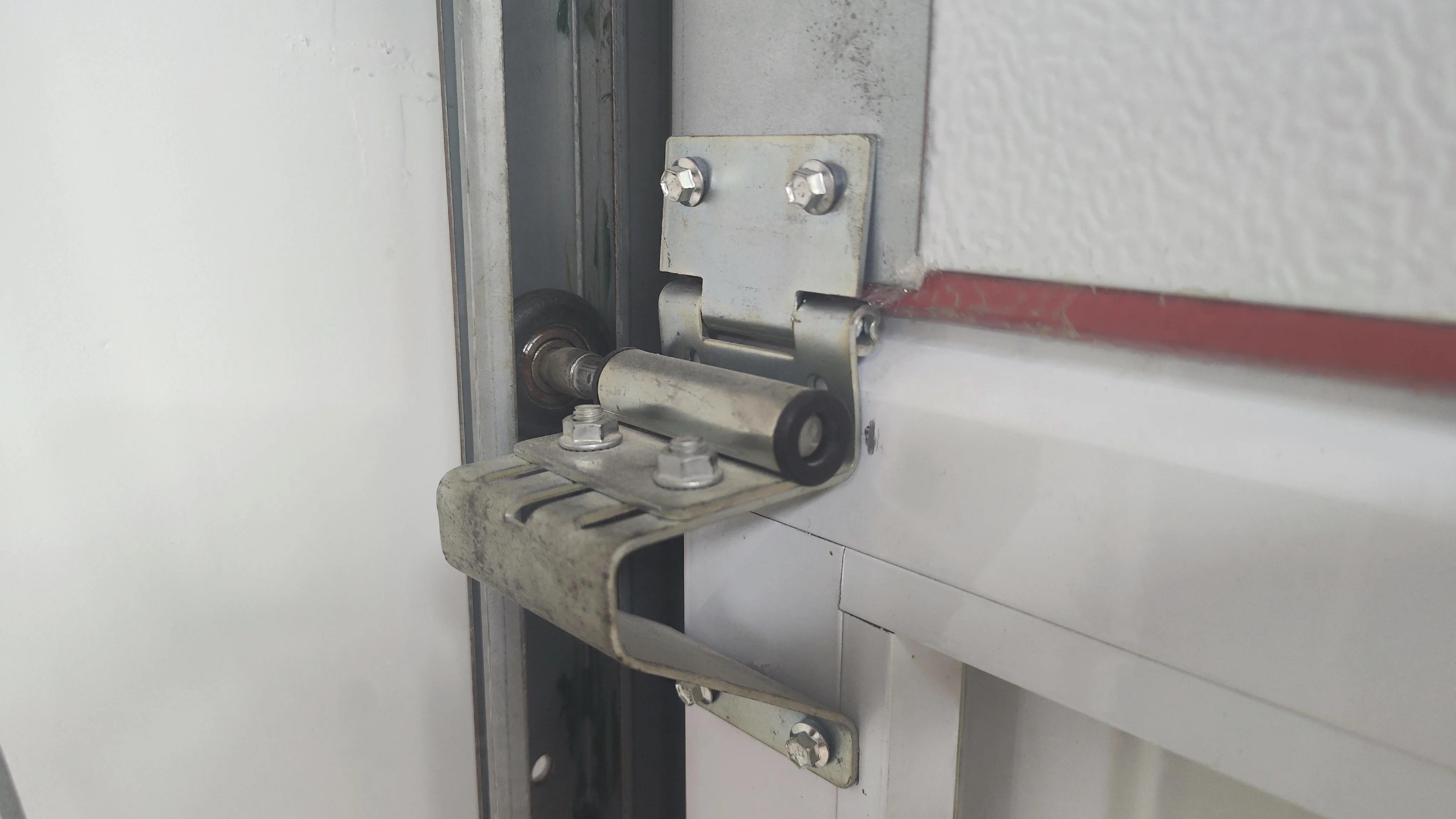 SHUNPENG suitable for various industrial Gate Wholesale Industrial vertically lift Door anti-theft Garage Door