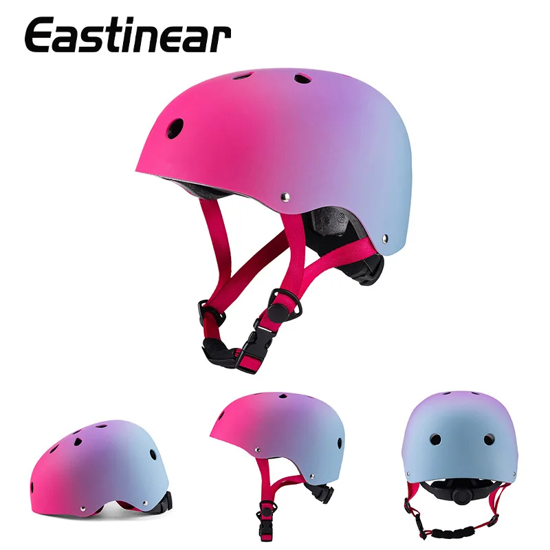 Hot selling trend  comprehensive protective cycling helmet  sturdy  lightweight  breathable roller skating helmet