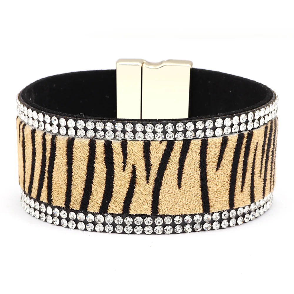 
Fashionable Ladies leopard print horse hair magnetic clasp bracelet Korean creative bracelet 