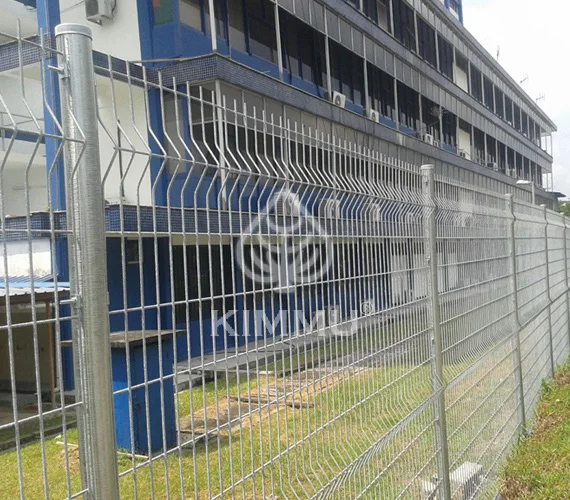 High Quality Metal V-Press 3D Galvanized Powder Coated Yard Garden Fence Panel for farm backyard playground