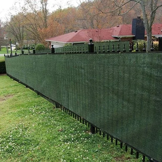 HDPE Fence Privacy Screen Mesh Fabric / Plastic Wind Breaker / Anti Wind Net Finished with Hems and Grommets for Tennis Court