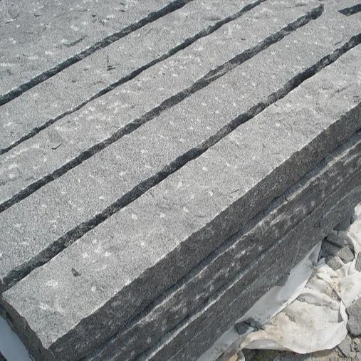 Paving Stone Natural Rough Surface Grey Cuboid Thin Basalt Stepping Stone for Park Garden Courtyard Sidewalk Footway