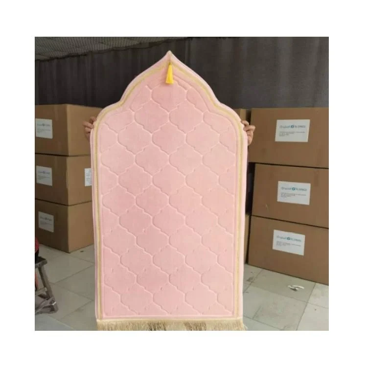 Wholesale Muslim Pray Mat Carpet Luxury Memory Foam Prayer Mat Anti-slip Backing Flannel Prayer Mat